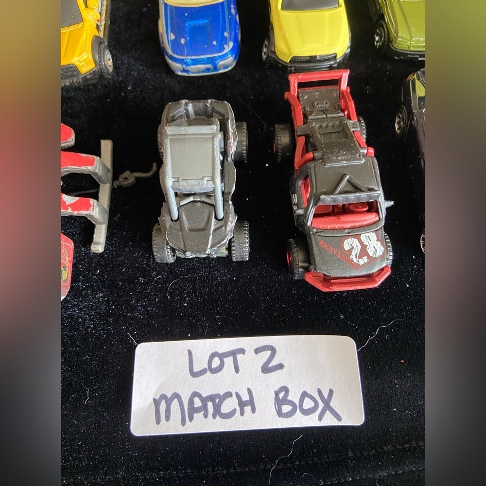 Lot 2 - 50 MATCHBOX die cast CARS Various ages USED Toy Box Condition READ - Picture 7 of 7